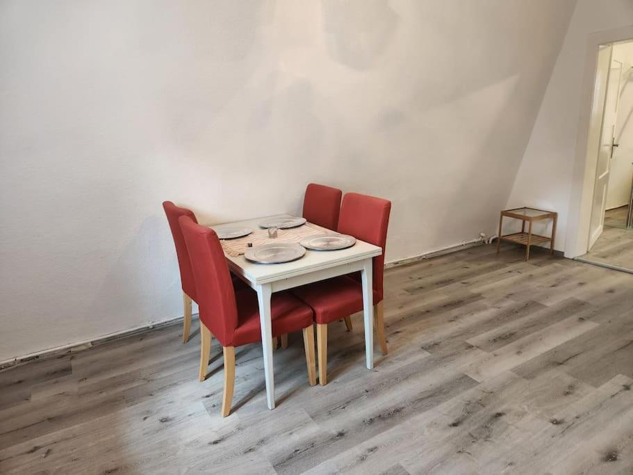 Tor Stay - Charmante 2 Zimmer Apartment Ansbach Exterior foto